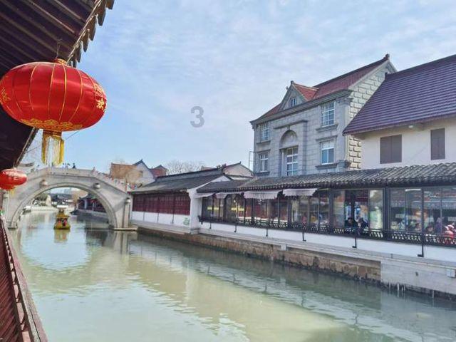 张佳宁新剧《小城故事多》开播,饰演音乐才女穆笛